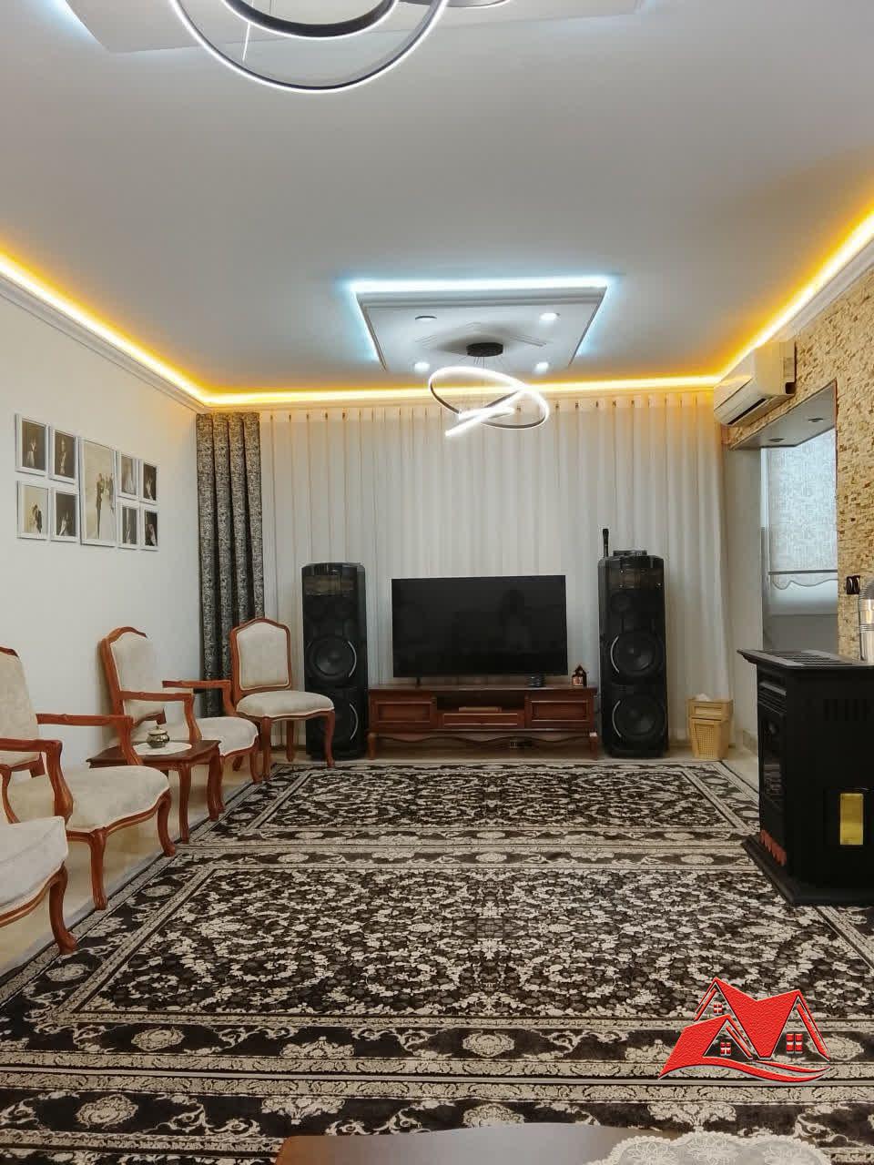 واحد (آپارتمان) 80 متری خوش نقشه در امیریه (بردآباد) شهریار